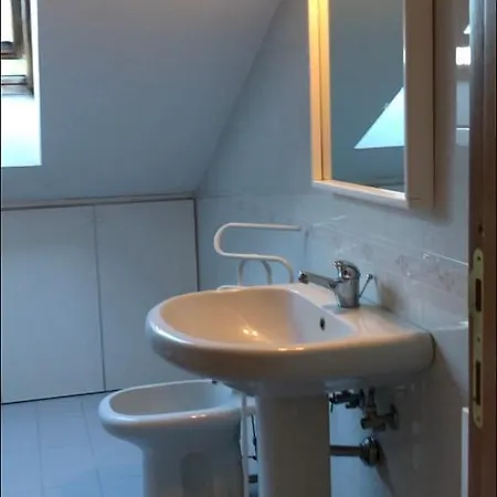 Bed & Breakfast Ascoli Bonjour & Parcheggio Privato & Giardino *