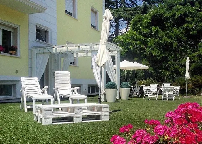 Ascoli Bonjour B&b-apartment Con Parcheggio Privato&giardino